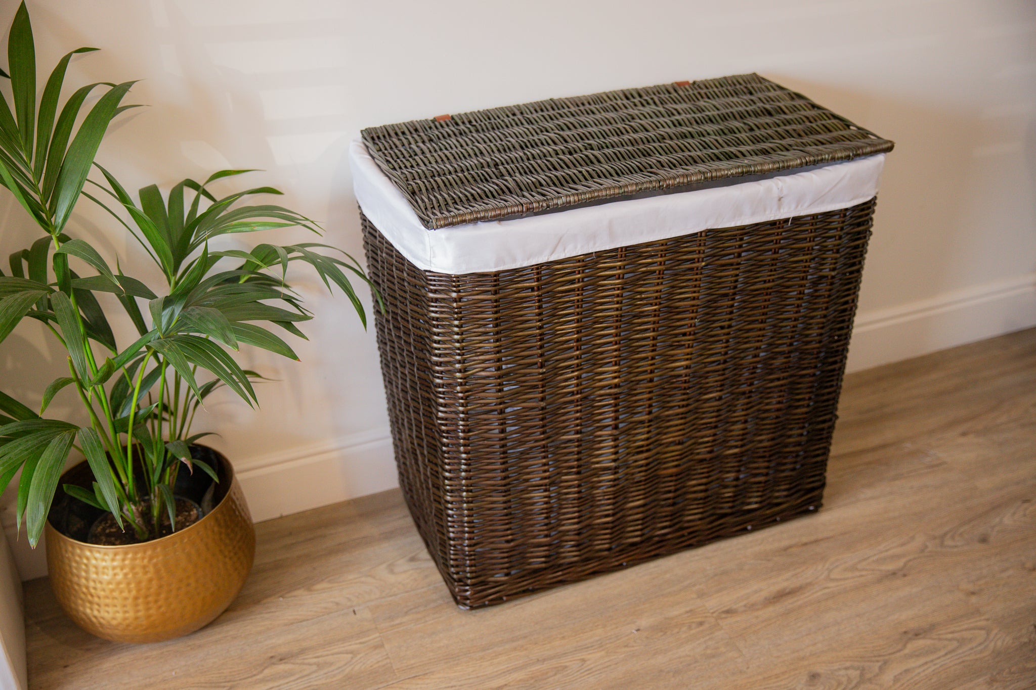 H&K Signature Wicker Laundry Basket - Extra Large in dark forest green