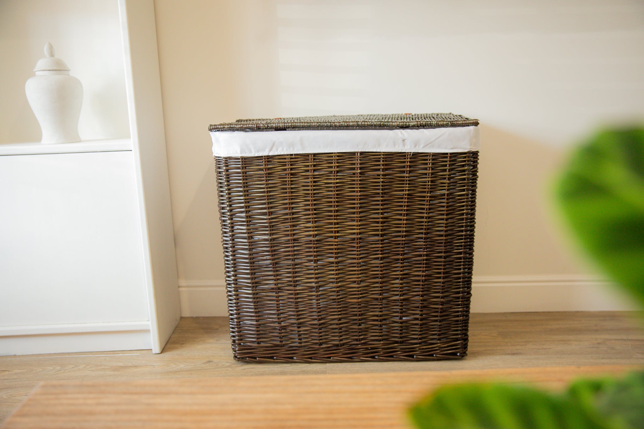 H&K Signature Wicker Laundry Basket - Extra Large in dark forest green