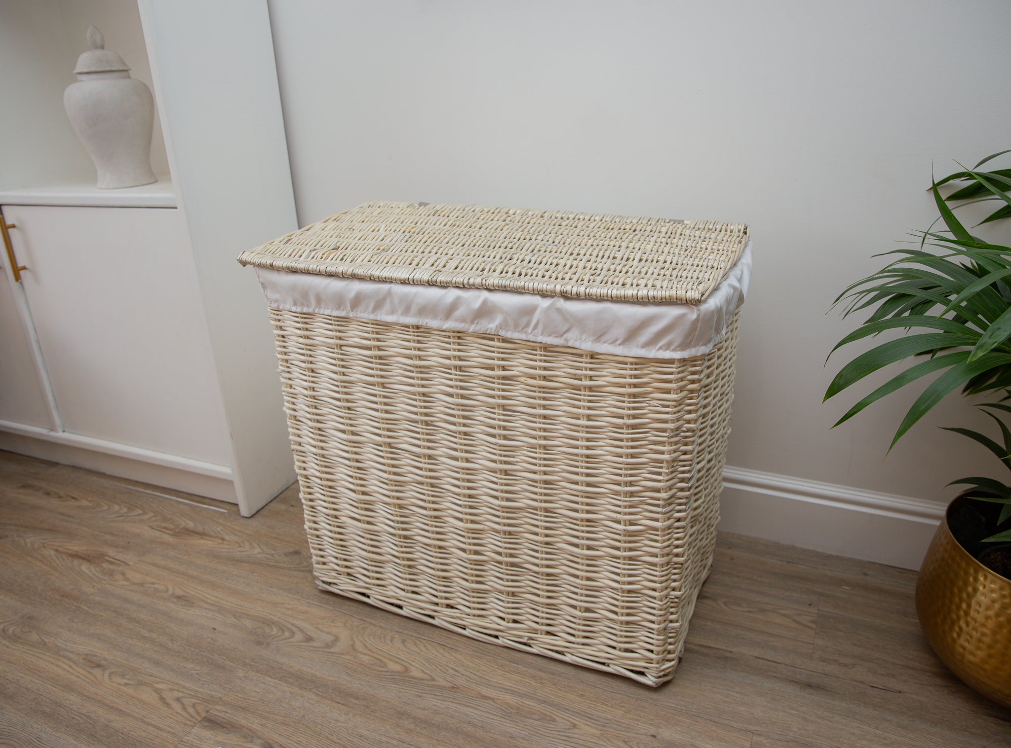 H&K multi section wicker Laundry Basket - Medium size in Ivory cream