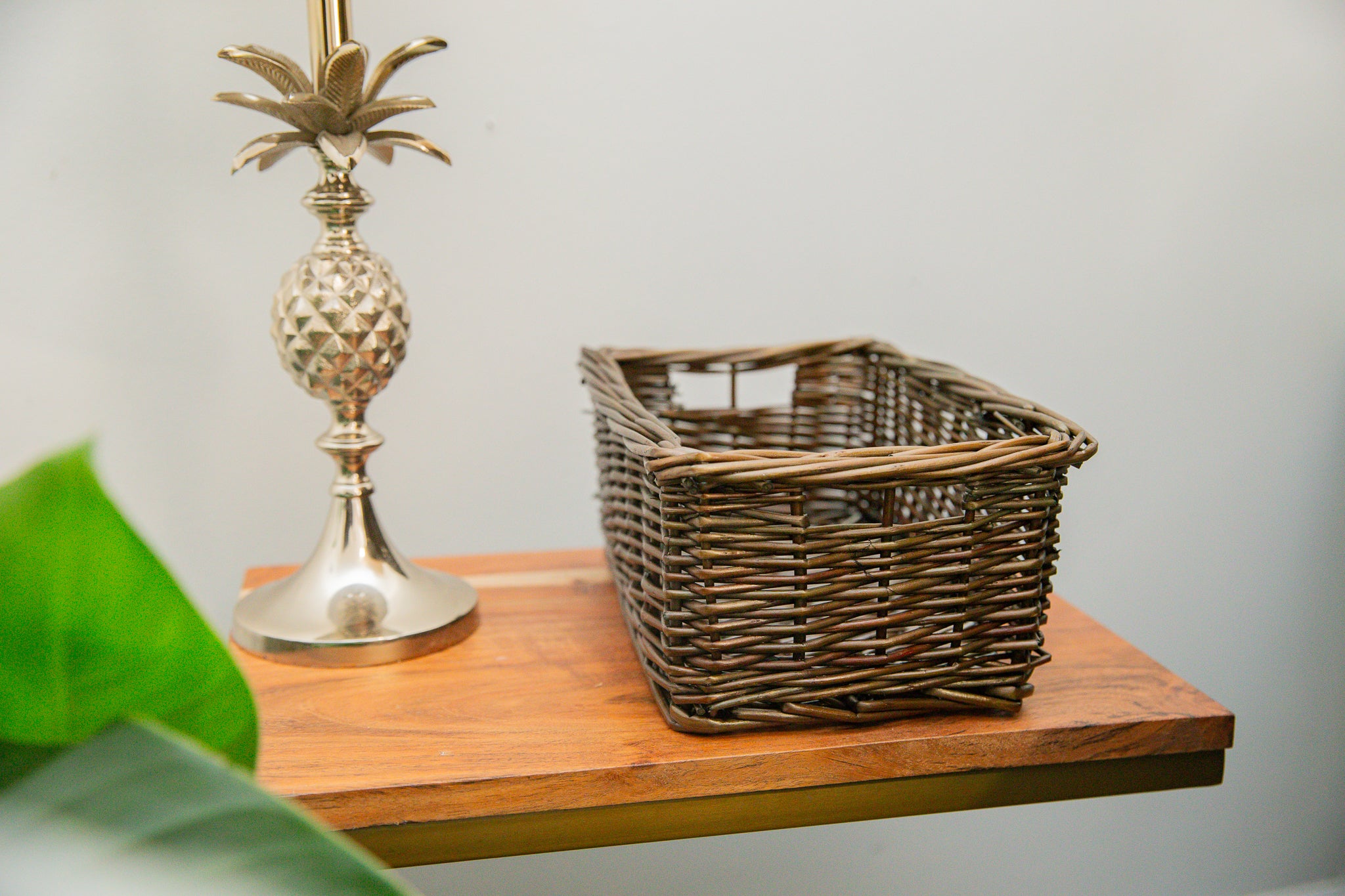 H&K Set of 4 sizes willow wicker storage baskets - in forest brown