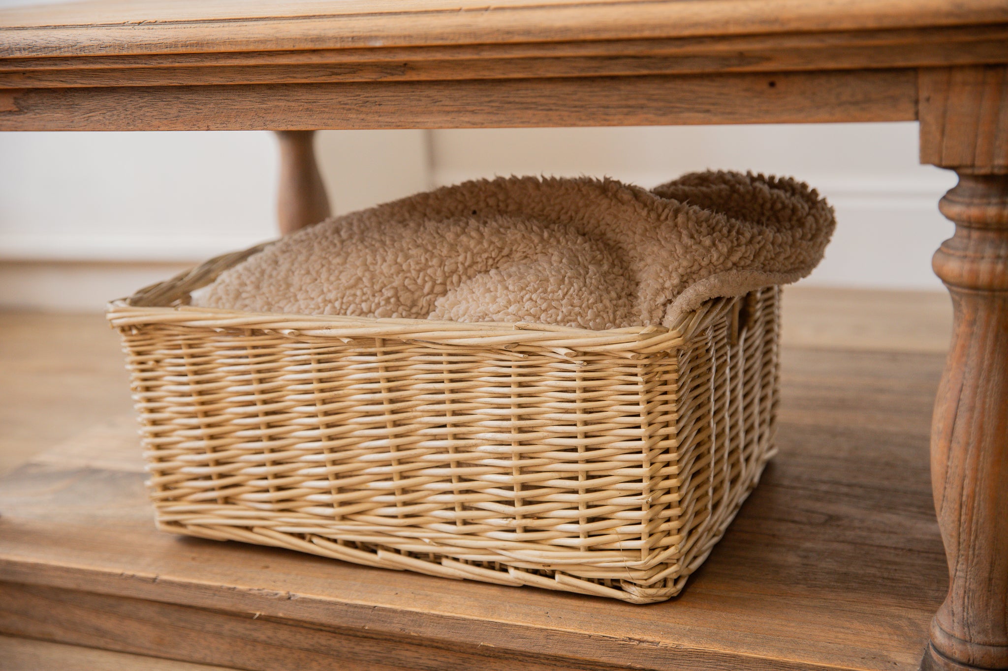 H&K set of willow wicker storage baskets - in Ivory Cream