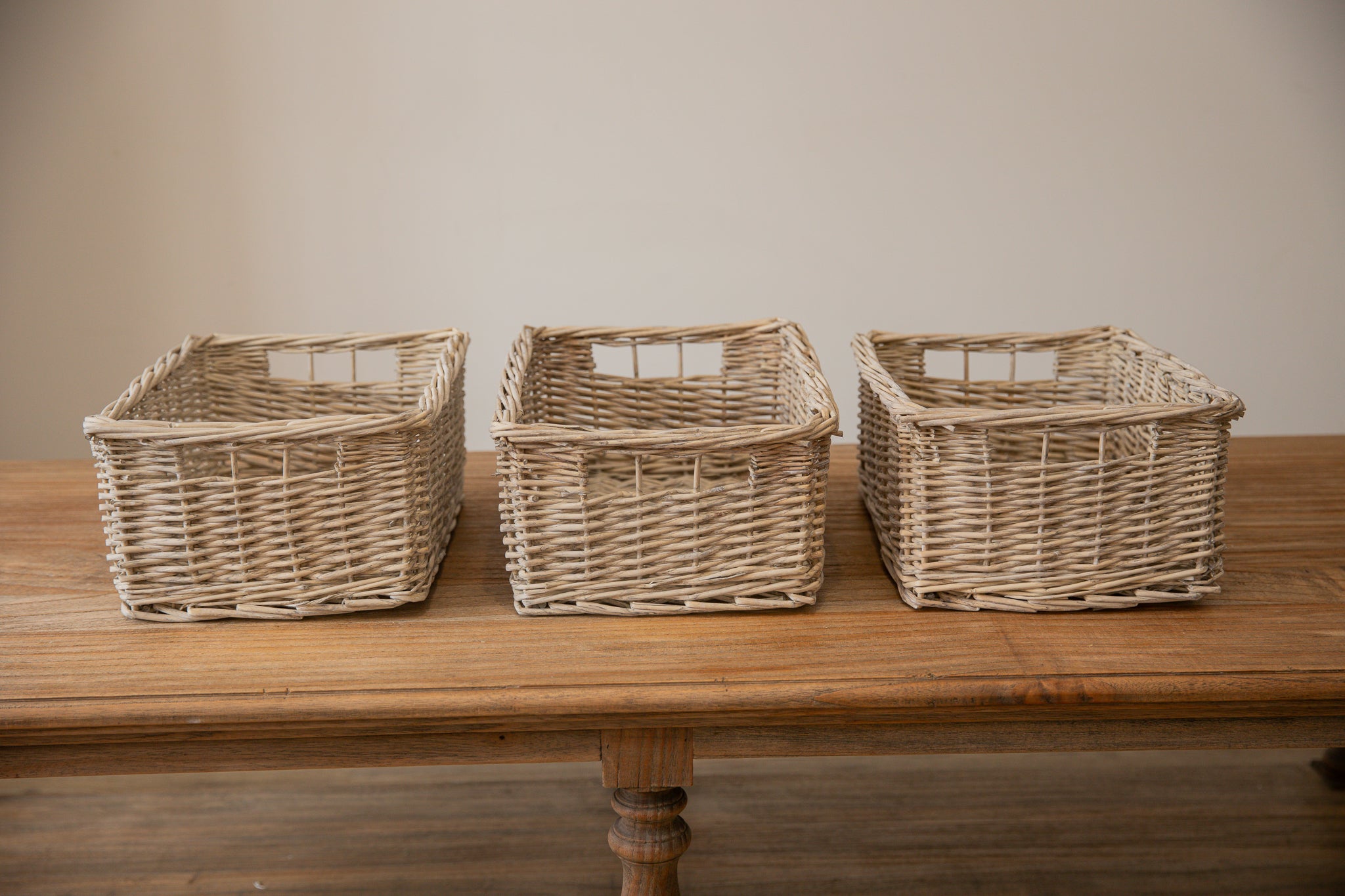 H&K set of willow wicker storage baskets - in Antique Wash